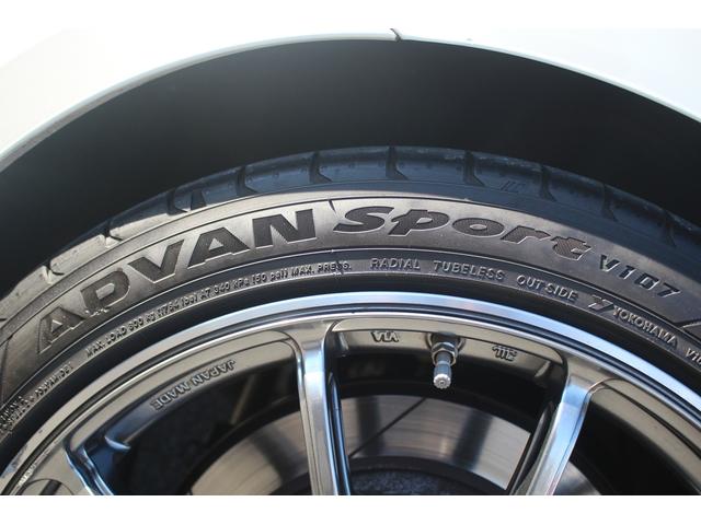 スカイライン 400R 禁煙車 ADVANRacing19インチホイール 柿本改マフラー 純正ツインディスプレイナビ フルセグTV 全周囲カメラ ETC2.0 BOSEサウンド シートヒーター スマートキー BSM(19枚目)