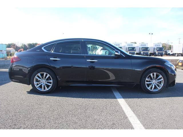 フーガハイブリッド VIP 後期型 純正8インチナビ フルセグTV 全周囲カメラ 黒革シート LEDヘッドライト スマートキー レーダークルーズコントロール ETC シートヒーター シートエアコン Bluetooth接続(14枚目)