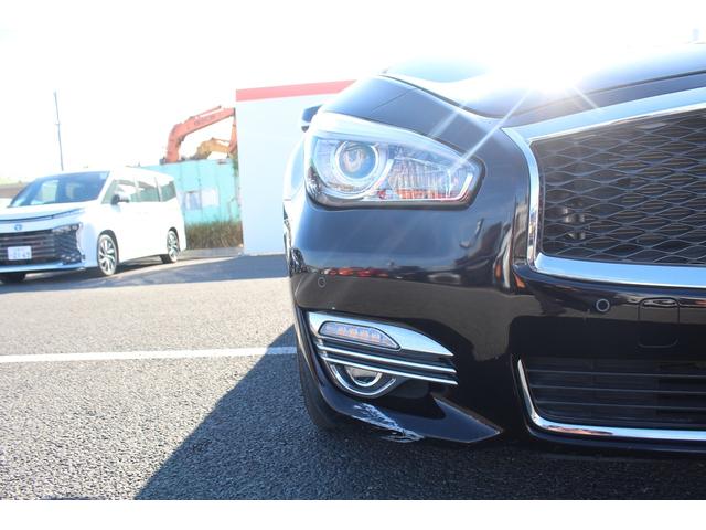 フーガハイブリッド VIP 後期型 純正8インチナビ フルセグTV 全周囲カメラ 黒革シート LEDヘッドライト スマートキー レーダークルーズコントロール ETC シートヒーター シートエアコン Bluetooth接続(21枚目)