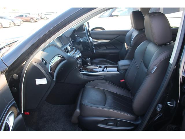 フーガハイブリッド VIP 後期型 純正8インチナビ フルセグTV 全周囲カメラ 黒革シート LEDヘッドライト スマートキー レーダークルーズコントロール ETC シートヒーター シートエアコン Bluetooth接続(44枚目)