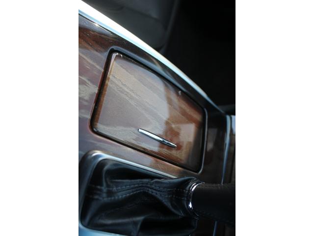 フーガハイブリッド VIP 後期型 純正8インチナビ フルセグTV 全周囲カメラ 黒革シート LEDヘッドライト スマートキー レーダークルーズコントロール ETC シートヒーター シートエアコン Bluetooth接続(62枚目)