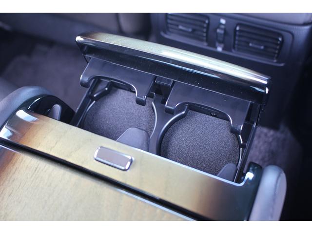 フーガハイブリッド VIP 後期型 純正8インチナビ フルセグTV 全周囲カメラ 黒革シート LEDヘッドライト スマートキー レーダークルーズコントロール ETC シートヒーター シートエアコン Bluetooth接続(71枚目)