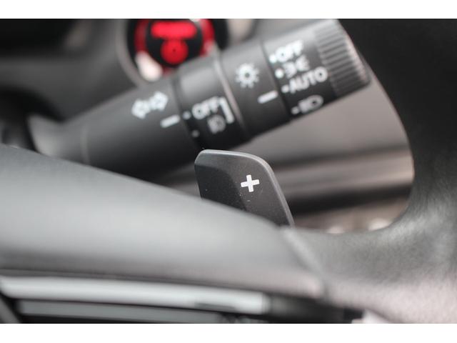 ヴェゼル ｅ：ＨＥＶ　Ｘ　禁煙車　カロッツェリア７インチナビ　ホンダセンシング　ＬＥＤヘッドライト　両側電動スライド　バックカメラ　純正１６インチアルミ　レンタカーアップ　レーンキープアシスト　ダウンヒルアシストコントロール（7枚目）