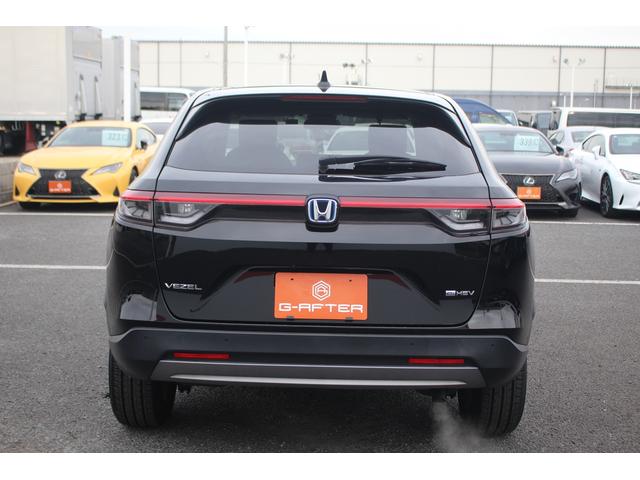 ヴェゼル ｅ：ＨＥＶ　Ｘ　禁煙車　カロッツェリア７インチナビ　ホンダセンシング　ＬＥＤヘッドライト　両側電動スライド　バックカメラ　純正１６インチアルミ　レンタカーアップ　レーンキープアシスト　ダウンヒルアシストコントロール（14枚目）