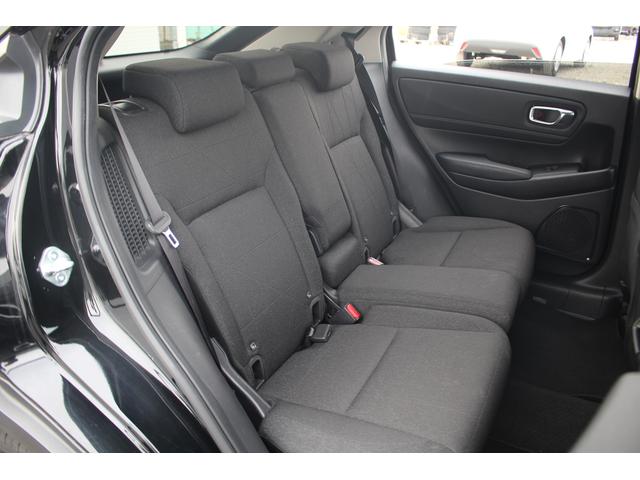 ヴェゼル ｅ：ＨＥＶ　Ｘ　禁煙車　カロッツェリア７インチナビ　ホンダセンシング　ＬＥＤヘッドライト　両側電動スライド　バックカメラ　純正１６インチアルミ　レンタカーアップ　レーンキープアシスト　ダウンヒルアシストコントロール（43枚目）