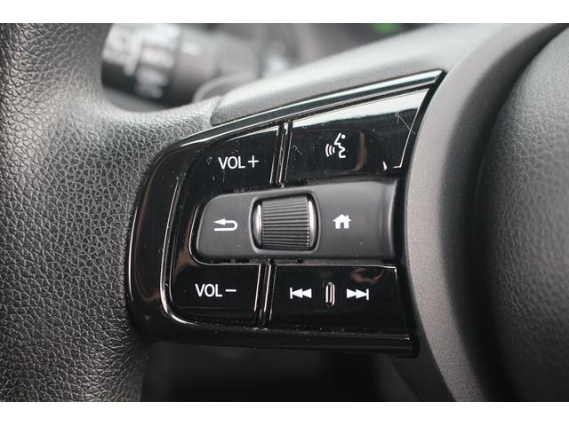 ヴェゼル ｅ：ＨＥＶ　Ｘ　禁煙車　カロッツェリア７インチナビ　ホンダセンシング　ＬＥＤヘッドライト　両側電動スライド　バックカメラ　純正１６インチアルミ　レンタカーアップ　レーンキープアシスト　ダウンヒルアシストコントロール（51枚目）