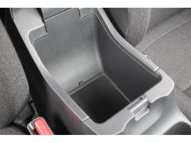 ヴェゼル ｅ：ＨＥＶ　Ｘ　禁煙車　カロッツェリア７インチナビ　ホンダセンシング　ＬＥＤヘッドライト　両側電動スライド　バックカメラ　純正１６インチアルミ　レンタカーアップ　レーンキープアシスト　ダウンヒルアシストコントロール（68枚目）