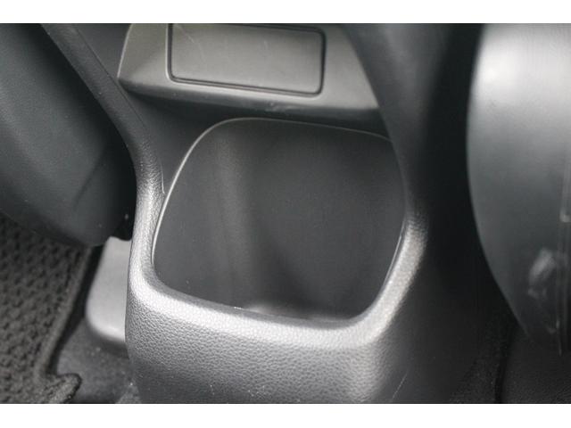 ヴェゼル ｅ：ＨＥＶ　Ｘ　禁煙車　カロッツェリア７インチナビ　ホンダセンシング　ＬＥＤヘッドライト　両側電動スライド　バックカメラ　純正１６インチアルミ　レンタカーアップ　レーンキープアシスト　ダウンヒルアシストコントロール（70枚目）