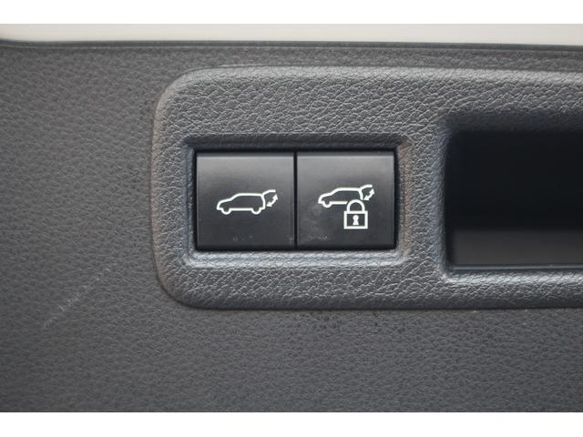 ハリアーハイブリッド Z レザーパッケージ 禁煙車 ワンオーナー 純正12.3インチディスプレイオーディオ フルセグTV JBLサウンド バックカメラ トヨタセーフティーセンス シートヒーター 純正19インチアルミホイール ETC2.0(6枚目)