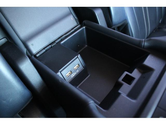 ＲＸ ＲＸ４５０ｈＬ　後期型　禁煙車　サンルーフ　純正１２．３型ナビ　フルセグＴＶ　全周囲カメラ　温冷黒革　３眼ＬＥＤヘッドライト　ＥＴＣ２．０　電動リアゲート　ブラインドスポットモニター　レーダークルーズコントロール（68枚目）