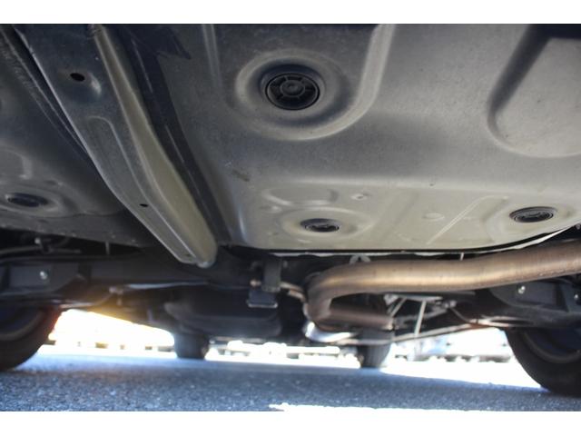 アルファード ２．５Ｓ　Ｃパッケージ　後期型　禁煙車　寒冷地仕様　ＪＢＬサウンド　１３．３型後席モニター　純正１０．５型ナビ　フルセグＴＶ　全周囲カメラ　　３眼ＬＥＤヘッドライト　温冷黒革　ＥＴＣ２．０　ステアリングヒーター（32枚目）