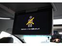 アルファード ２．５Ｓ　Ｃパッケージ　後期型　禁煙車　サンルーフ　純正９型ナビ　フルセグＴＶ　バックカメラ　後席モニター　３眼ＬＥＤヘッドライト　ＥＴＣ　両側電動スライドドア　レーダークルーズコントロール　電動リアゲート　黒革シート（6枚目）