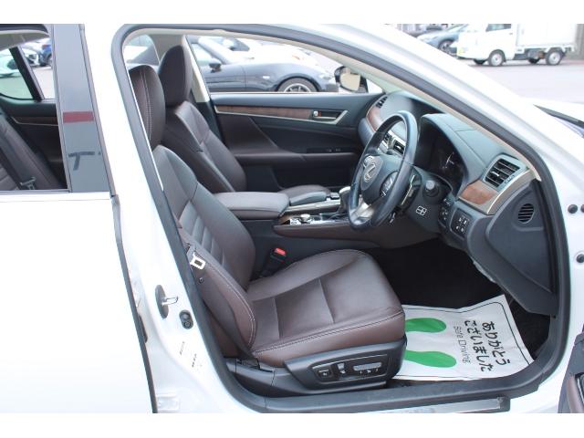 ＧＳ ＧＳ３００ｈ　Ｉパッケージ　茶革シート／純正ナビ／地デジ／バックカメラ／衝突軽減／レーダークルーズ／シートヒーター／三眼ＬＥＤ／（30枚目）