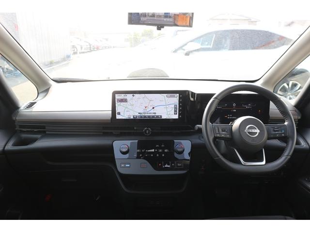 セレナ ｅ－パワー　ハイウェイスターＶ　１２．３型純正ナビ／地デジ／全周囲カメラ／両側電動スライドドア／プロパイロット／衝突軽減ブレーキ／ＬＥＤヘッドライト／ＥＴＣ／（46枚目）