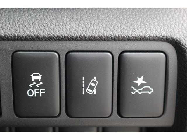 エクリプスクロスPHEV P 純正ナビ フルセグ 全周囲カメラ 衝突軽減 レーダークルーズ シートヒーター LEDヘッドライト ETC 純正AW パドルシフト 障害物センサー 電子パーキング 電動格納ミラー ドアバイザー(6枚目)