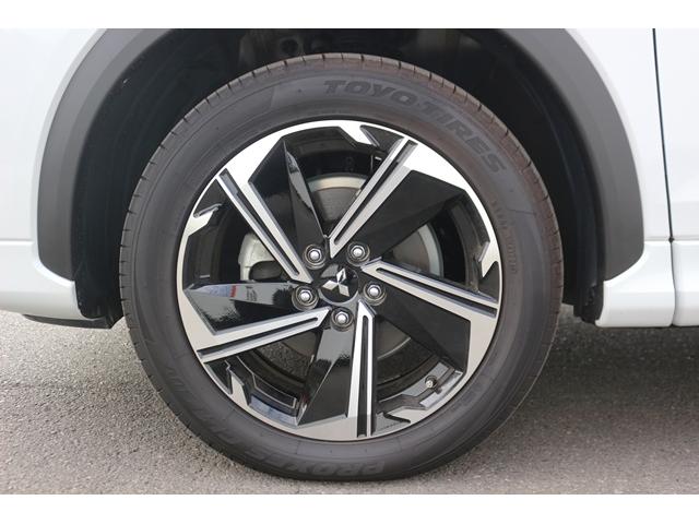 エクリプスクロスPHEV P 純正ナビ フルセグ 全周囲カメラ 衝突軽減 レーダークルーズ シートヒーター LEDヘッドライト ETC 純正AW パドルシフト 障害物センサー 電子パーキング 電動格納ミラー ドアバイザー(29枚目)