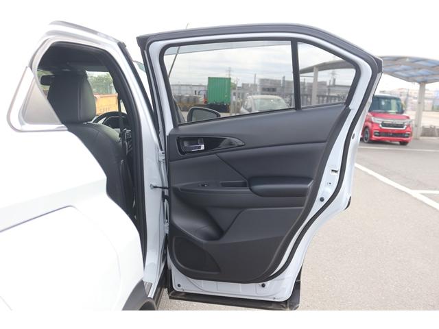 エクリプスクロスPHEV P 純正ナビ フルセグ 全周囲カメラ 衝突軽減 レーダークルーズ シートヒーター LEDヘッドライト ETC 純正AW パドルシフト 障害物センサー 電子パーキング 電動格納ミラー ドアバイザー(31枚目)