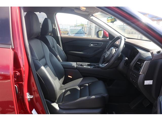 エクストレイル G e-4ORCE 黒革シート/メーカーナビ/地デジ/全周囲カメラ/衝突軽減/プロパイロット/デジタルインナーミラー/シートヒーター/(30枚目)