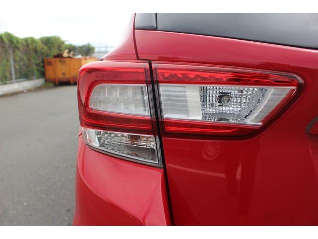 インプレッサスポーツ ２．０ｉ－Ｓアイサイト　禁煙車　オプション黒革シート　純正８型ナビ　地上デジタル　バックカメラ　衝突軽減ブレーキ　レーダークルーズコントロール　シートヒーター　ＬＥＤヘッドライト　スマートキー　プッシュスタート（21枚目）