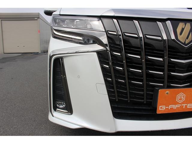 アルファード ２．５Ｓ　タイプゴールド　禁煙車　サンルーフ　後席モニター　純正９型ナビ　バックカメラ　衝突軽減　レーダークルーズ　３眼ＬＥＤヘッドライト　電動リアゲート　両側電動スライドドア　ＥＴＣ　ハーフレザー　クリアランスソナー（18枚目）