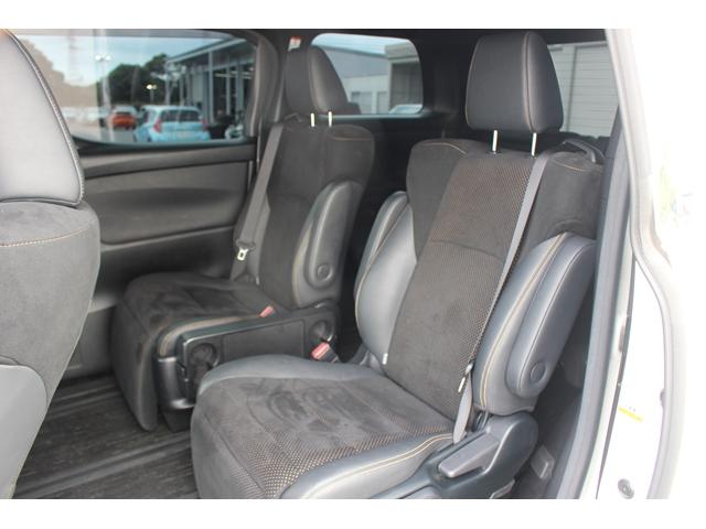 アルファード ２．５Ｓ　タイプゴールド　禁煙車　サンルーフ　後席モニター　純正９型ナビ　バックカメラ　衝突軽減　レーダークルーズ　３眼ＬＥＤヘッドライト　電動リアゲート　両側電動スライドドア　ＥＴＣ　ハーフレザー　クリアランスソナー（41枚目）