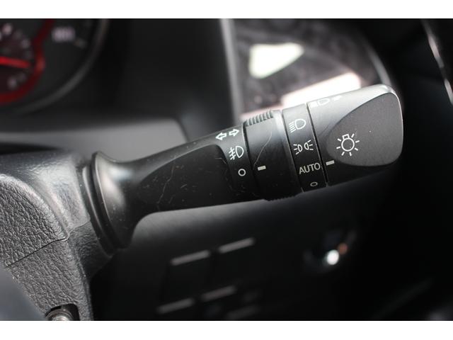 アルファード ２．５Ｓ　タイプゴールド　禁煙車　サンルーフ　後席モニター　純正９型ナビ　バックカメラ　衝突軽減　レーダークルーズ　３眼ＬＥＤヘッドライト　電動リアゲート　両側電動スライドドア　ＥＴＣ　ハーフレザー　クリアランスソナー（51枚目）