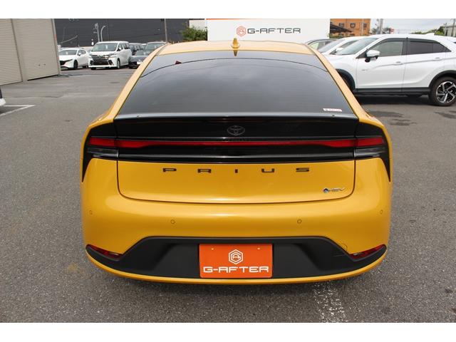 プリウス Ｇ　純正ディスプレイオーデイオ／地デジ／全周囲カメラ／シートヒーター／衝突軽減／レーダークルーズ／ＬＥＤヘッドライト／ＥＴＣ２．０／シートヒーター／プッシュスタート／Ｂｌｕｅｔｏｏｔｈ接続／（10枚目）