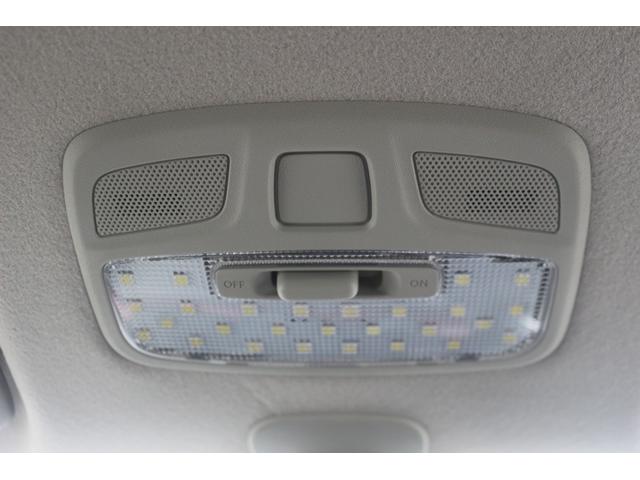 スイフトスポーツ ベースグレード　禁煙車　ユーザー買取車　１オーナー　Ｒ４登録　ディーラーオプション８型ナビ　フルセグ　バックカメラ　衝突軽減ブレーキ　レーダークルーズコントロール　シートヒーター　デジタルインナーミラー　純正１７ＡＷ（64枚目）