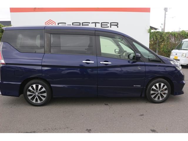 セレナ ハイウェイスター　ＶセレクションＩＩ　プロパイロット　純正９インチナビ　ＴＶ　アラウンドビューモニター　両側パワースライドドア　ＬＥＤヘッドライト　純正１６インチＡＷ　ＥＴＣ（15枚目）