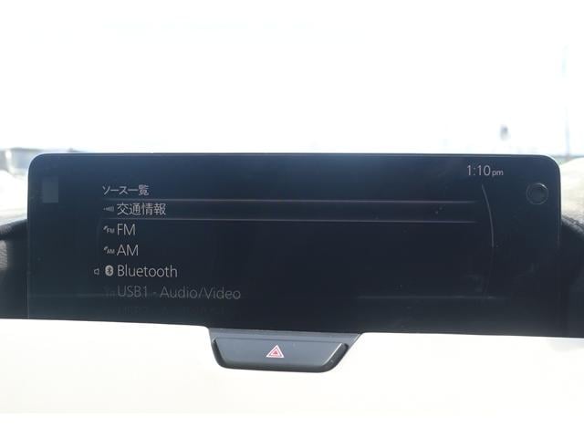 ＣＸ－６０ ＸＤ　エクスクルーシブモード　白革シート／純正１２．３型ナビ／地デジ／全周囲カ衝突軽衝ブレーキ／レーダークルーズコントロール／ＬＥＤヘッドライト／シートヒーター／シートベンチレーション／禁煙車／純正アルミホイール／（4枚目）