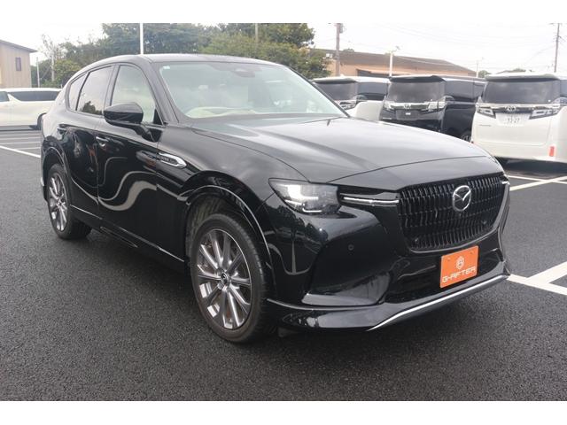 ＣＸ－６０ ＸＤ　エクスクルーシブモード　白革シート／純正１２．３型ナビ／地デジ／全周囲カ衝突軽衝ブレーキ／レーダークルーズコントロール／ＬＥＤヘッドライト／シートヒーター／シートベンチレーション／禁煙車／純正アルミホイール／（9枚目）