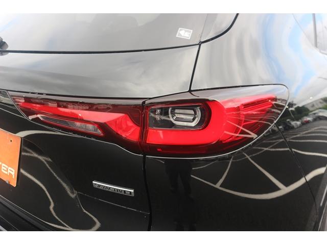 ＣＸ－６０ ＸＤ　エクスクルーシブモード　白革シート／純正１２．３型ナビ／地デジ／全周囲カ衝突軽衝ブレーキ／レーダークルーズコントロール／ＬＥＤヘッドライト／シートヒーター／シートベンチレーション／禁煙車／純正アルミホイール／（20枚目）