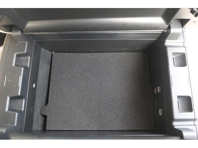 ＣＸ－６０ ＸＤ　エクスクルーシブモード　白革シート／純正１２．３型ナビ／地デジ／全周囲カ衝突軽衝ブレーキ／レーダークルーズコントロール／ＬＥＤヘッドライト／シートヒーター／シートベンチレーション／禁煙車／純正アルミホイール／（57枚目）