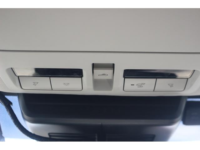 ＣＸ－６０ ＸＤ　エクスクルーシブモード　白革シート／純正１２．３型ナビ／地デジ／全周囲カ衝突軽衝ブレーキ／レーダークルーズコントロール／ＬＥＤヘッドライト／シートヒーター／シートベンチレーション／禁煙車／純正アルミホイール／（59枚目）