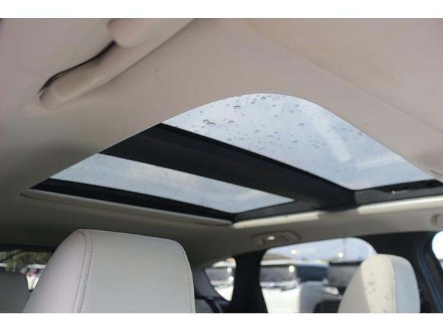 ＣＸ－６０ ＸＤ　エクスクルーシブモード　白革シート／純正１２．３型ナビ／地デジ／全周囲カ衝突軽衝ブレーキ／レーダークルーズコントロール／ＬＥＤヘッドライト／シートヒーター／シートベンチレーション／禁煙車／純正アルミホイール／（62枚目）