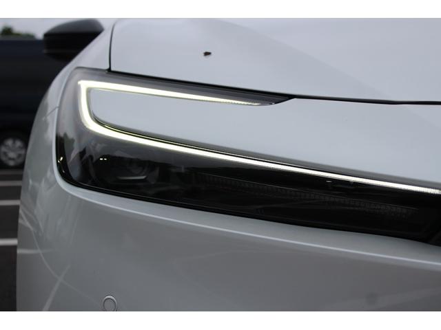 プリウス Z パノラマルーフ/純正12インチディスプレイオーディオ/地デジ/バックカメラ/黒革シート/レーダークルーズ/衝突軽減/ETC2.0/(17枚目)