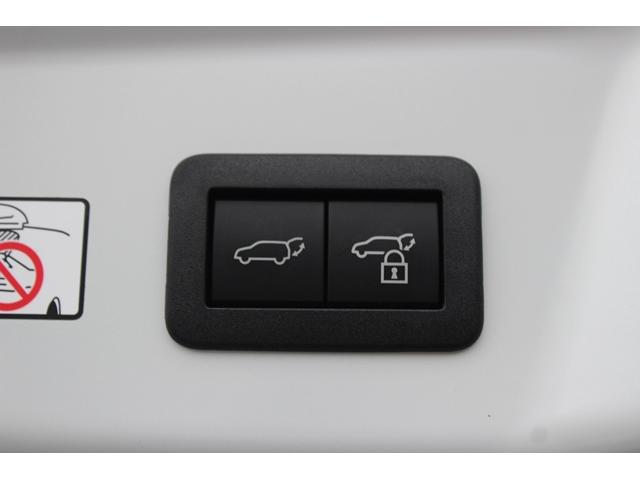 プリウス Z パノラマルーフ/純正12インチディスプレイオーディオ/地デジ/バックカメラ/黒革シート/レーダークルーズ/衝突軽減/ETC2.0/(63枚目)