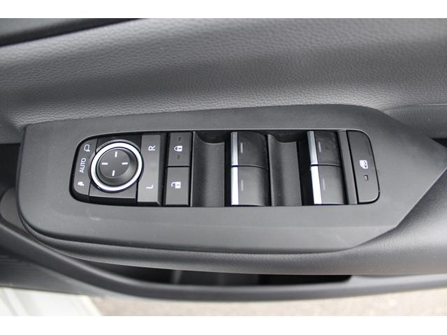 プリウス Ｚ　フルモデリスタ／純正１２型ナビ／全周囲カメラ／地デジ／黒革シート／衝突軽減／レーダークルーズ／電動リアゲート（63枚目）