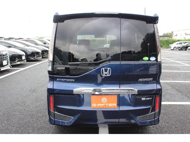 ステップワゴンスパーダ ｅ：ＨＥＶスパーダ　Ｇ・ＥＸ　ホンダセンシング　社外ナビ／地デジ／バックカメラ／両側電動／デジタルインナーミラー／衝突軽減／レーダークルーズ／ハーフレザーシート／（11枚目）