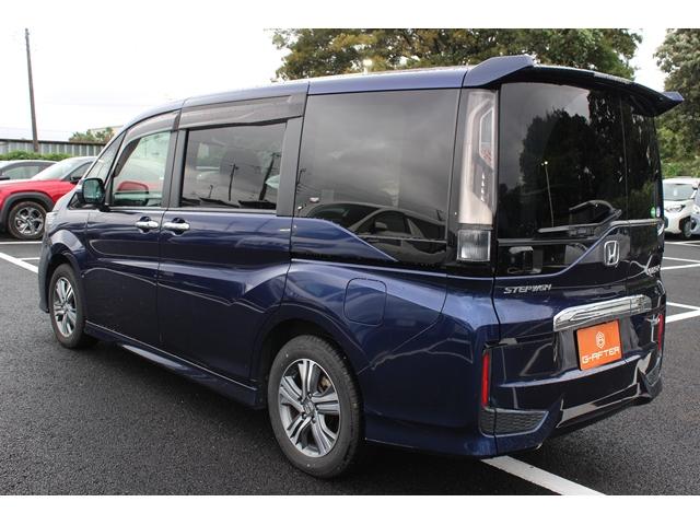 ステップワゴンスパーダ ｅ：ＨＥＶスパーダ　Ｇ・ＥＸ　ホンダセンシング　社外ナビ／地デジ／バックカメラ／両側電動／デジタルインナーミラー／衝突軽減／レーダークルーズ／ハーフレザーシート／（12枚目）
