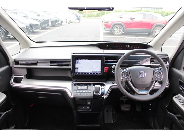 ステップワゴンスパーダ ｅ：ＨＥＶスパーダ　Ｇ・ＥＸ　ホンダセンシング　社外ナビ／地デジ／バックカメラ／両側電動／デジタルインナーミラー／衝突軽減／レーダークルーズ／ハーフレザーシート／（46枚目）