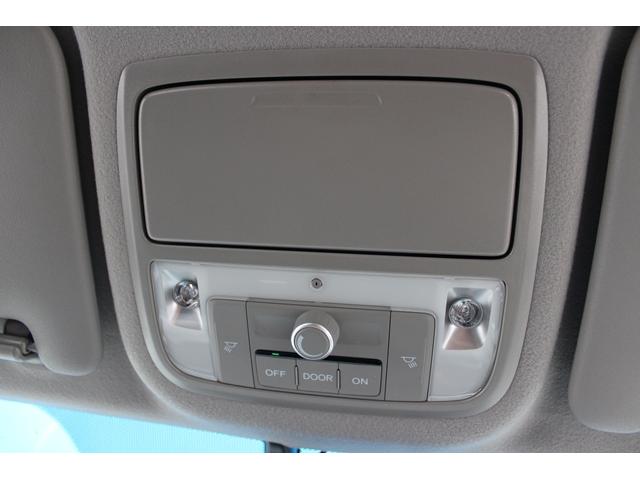 ステップワゴンスパーダ ｅ：ＨＥＶスパーダ　Ｇ・ＥＸ　ホンダセンシング　社外ナビ／地デジ／バックカメラ／両側電動／デジタルインナーミラー／衝突軽減／レーダークルーズ／ハーフレザーシート／（74枚目）