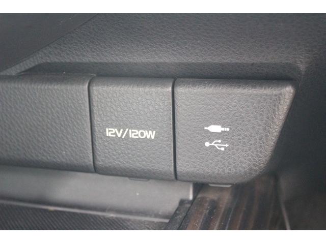 カムリ Ｇ　純正９型ナビ／地デジ／バックカメラ／衝突軽減／レーダークルーズ／純正１７ＡＷ／電動パワーバックドア／ＥＴＣ２．０（21枚目）