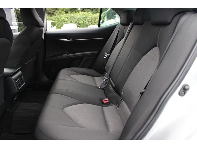 カムリ Ｇ　純正９型ナビ／地デジ／バックカメラ／衝突軽減／レーダークルーズ／純正１７ＡＷ／電動パワーバックドア／ＥＴＣ２．０（39枚目）