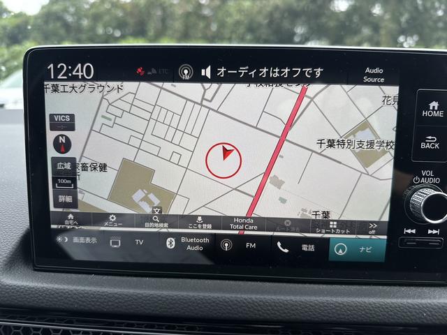 シビック ｅ：ＨＥＶ　ＢＯＳＥサウンド／純正９型ナビ／地デジ／バックカメラ／ホンダセンシング／ハーフレザーシート／パワーシート／ＥＴＣ２．０（3枚目）