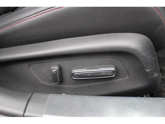 シビック ｅ：ＨＥＶ　ＢＯＳＥサウンド／純正９型ナビ／地デジ／バックカメラ／ホンダセンシング／ハーフレザーシート／パワーシート／ＥＴＣ２．０（61枚目）