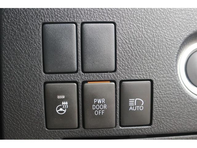 ヴェルファイア ２．５Ｚ　Ｇエディション　後席モニター／純正９型ナビ／地デジ／バックカメラ／黒革シート／衝突軽減ブレーキ／レーダークルーズコントロール／電動リアゲート／シートエアコン／シートヒーター／パワーシート／ＬＥＤヘッドライト／（20枚目）