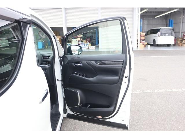 ヴェルファイア ２．５Ｚ　Ｇエディション　後席モニター／純正９型ナビ／地デジ／バックカメラ／黒革シート／衝突軽減ブレーキ／レーダークルーズコントロール／電動リアゲート／シートエアコン／シートヒーター／パワーシート／ＬＥＤヘッドライト／（36枚目）