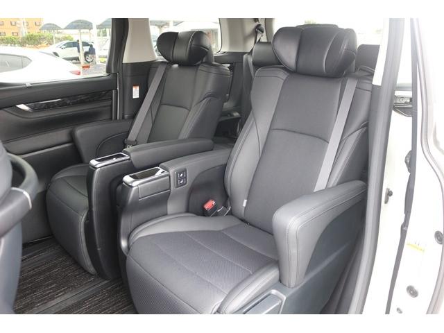 ヴェルファイア ２．５Ｚ　Ｇエディション　後席モニター／純正９型ナビ／地デジ／バックカメラ／黒革シート／衝突軽減ブレーキ／レーダークルーズコントロール／電動リアゲート／シートエアコン／シートヒーター／パワーシート／ＬＥＤヘッドライト／（44枚目）