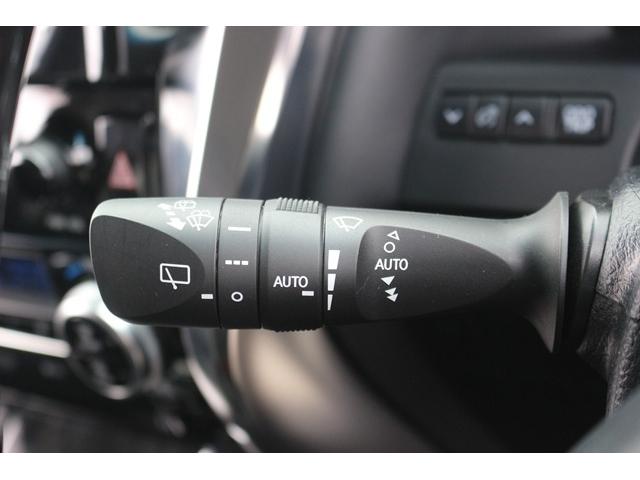 ヴェルファイア ２．５Ｚ　Ｇエディション　後席モニター／純正９型ナビ／地デジ／バックカメラ／黒革シート／衝突軽減ブレーキ／レーダークルーズコントロール／電動リアゲート／シートエアコン／シートヒーター／パワーシート／ＬＥＤヘッドライト／（52枚目）